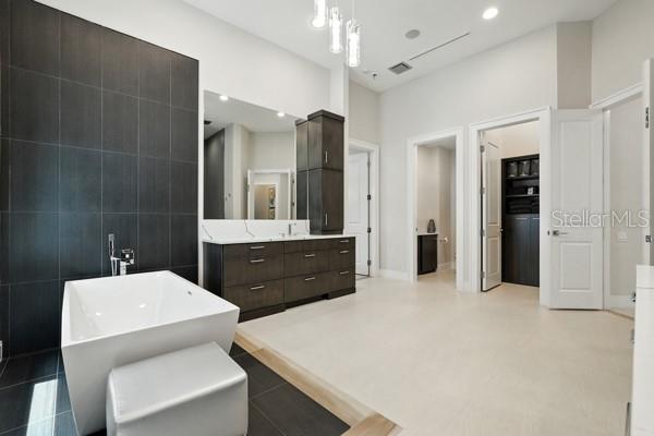 6 CORDOBA CT, PALM COAST, FL, 32137