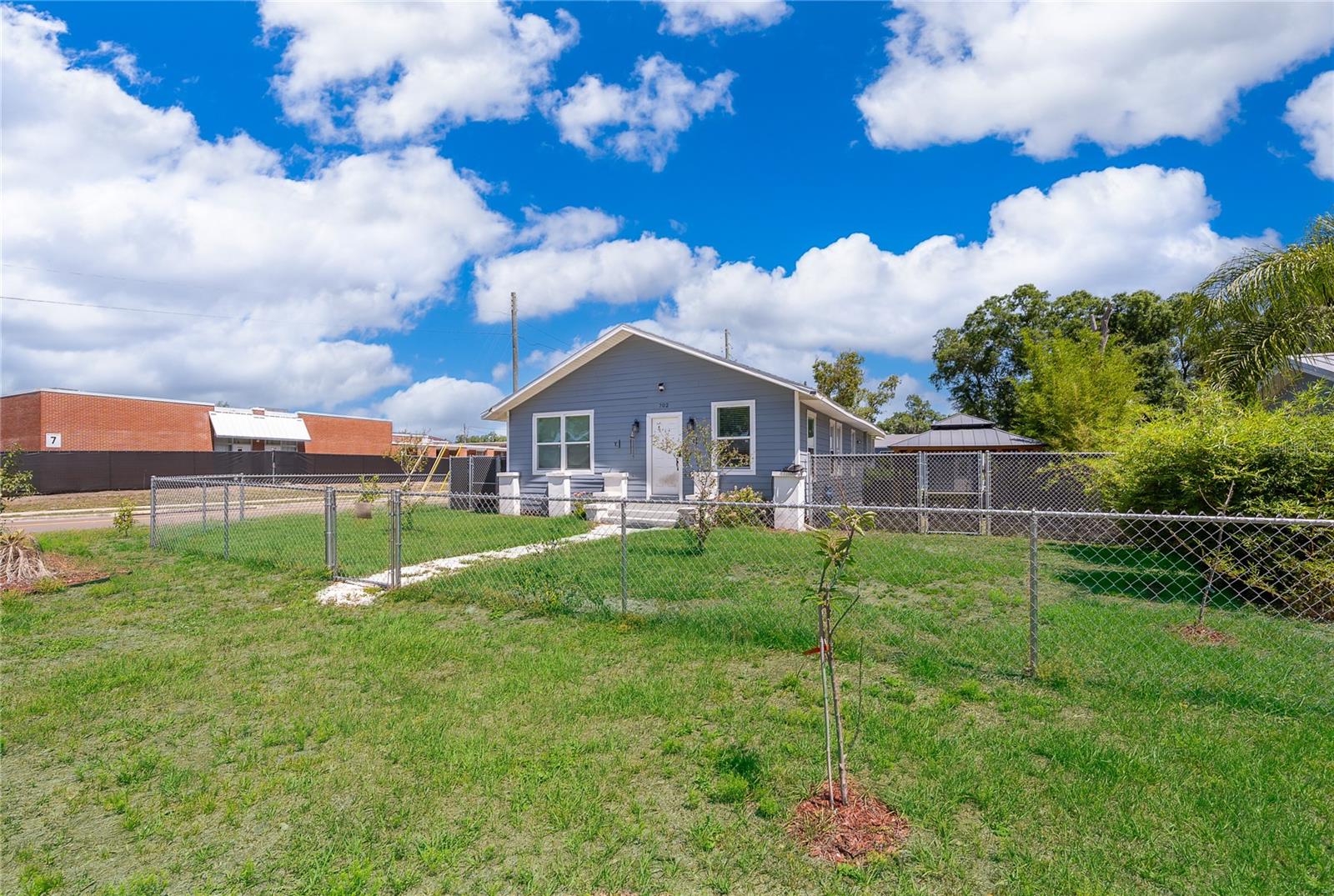 702 E GILCHRIST ST, PLANT CITY, FL, 33563