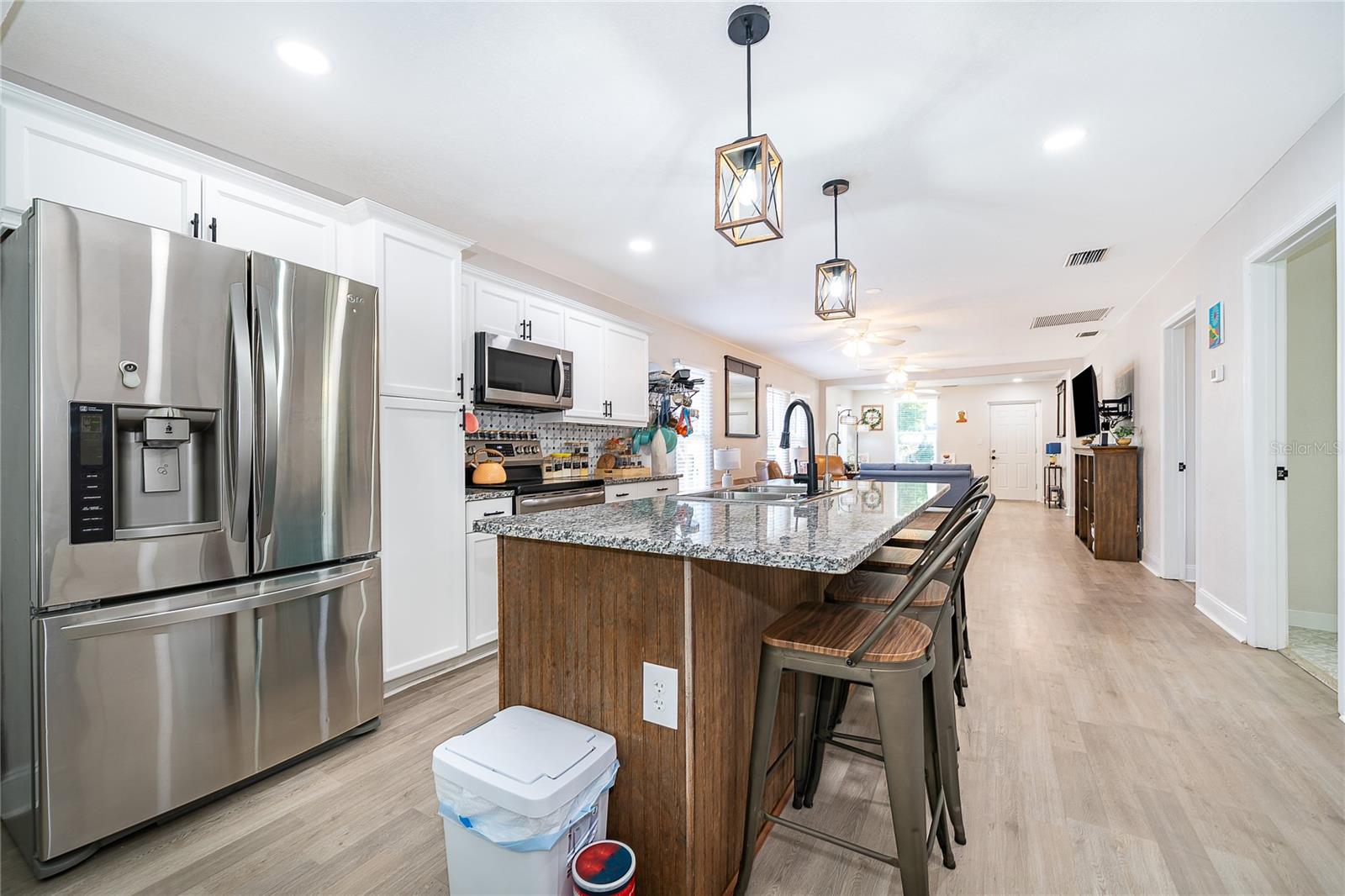 702 E GILCHRIST ST, PLANT CITY, FL, 33563
