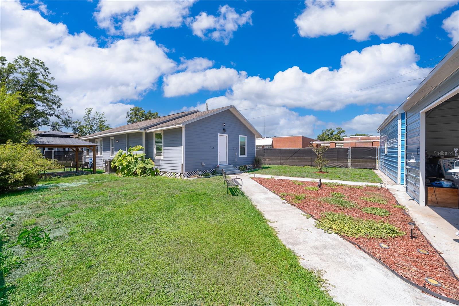 702 E GILCHRIST ST, PLANT CITY, FL, 33563