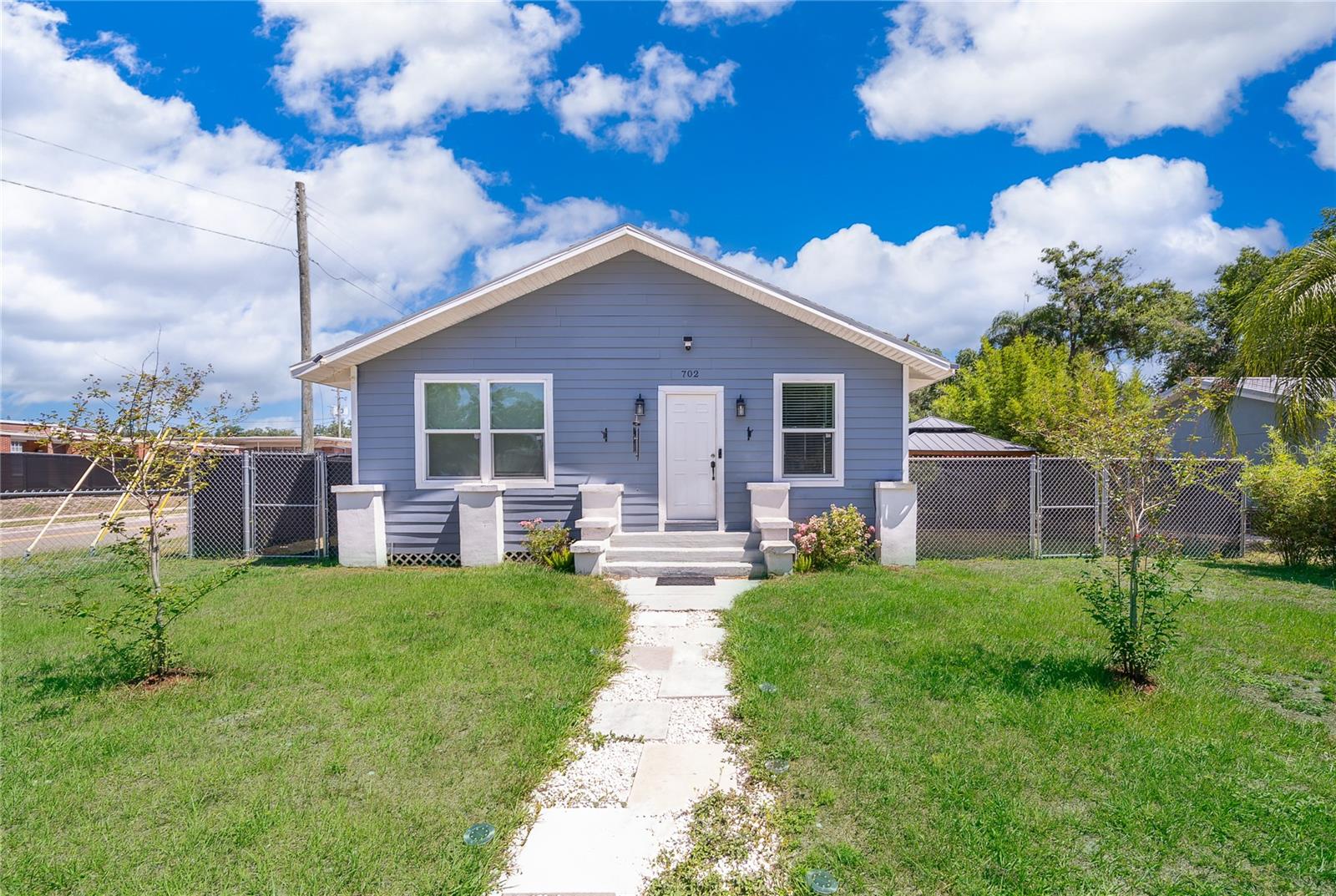 702 E GILCHRIST ST, PLANT CITY, FL, 33563