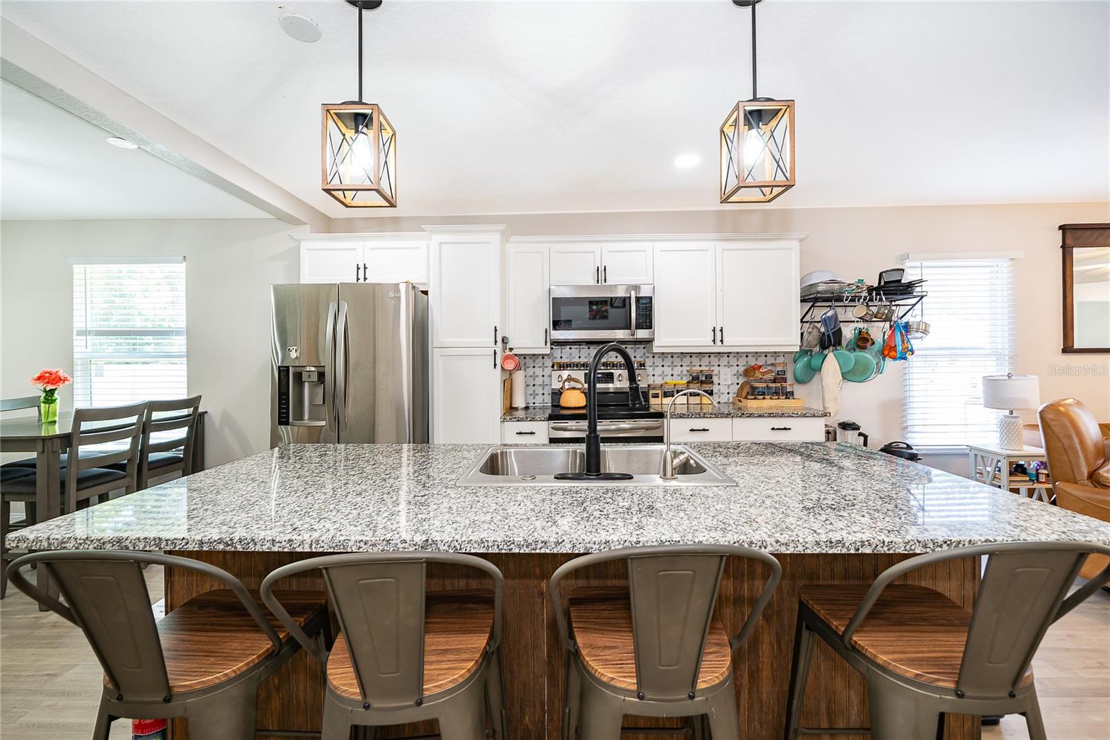 702 E GILCHRIST ST, PLANT CITY, FL, 33563
