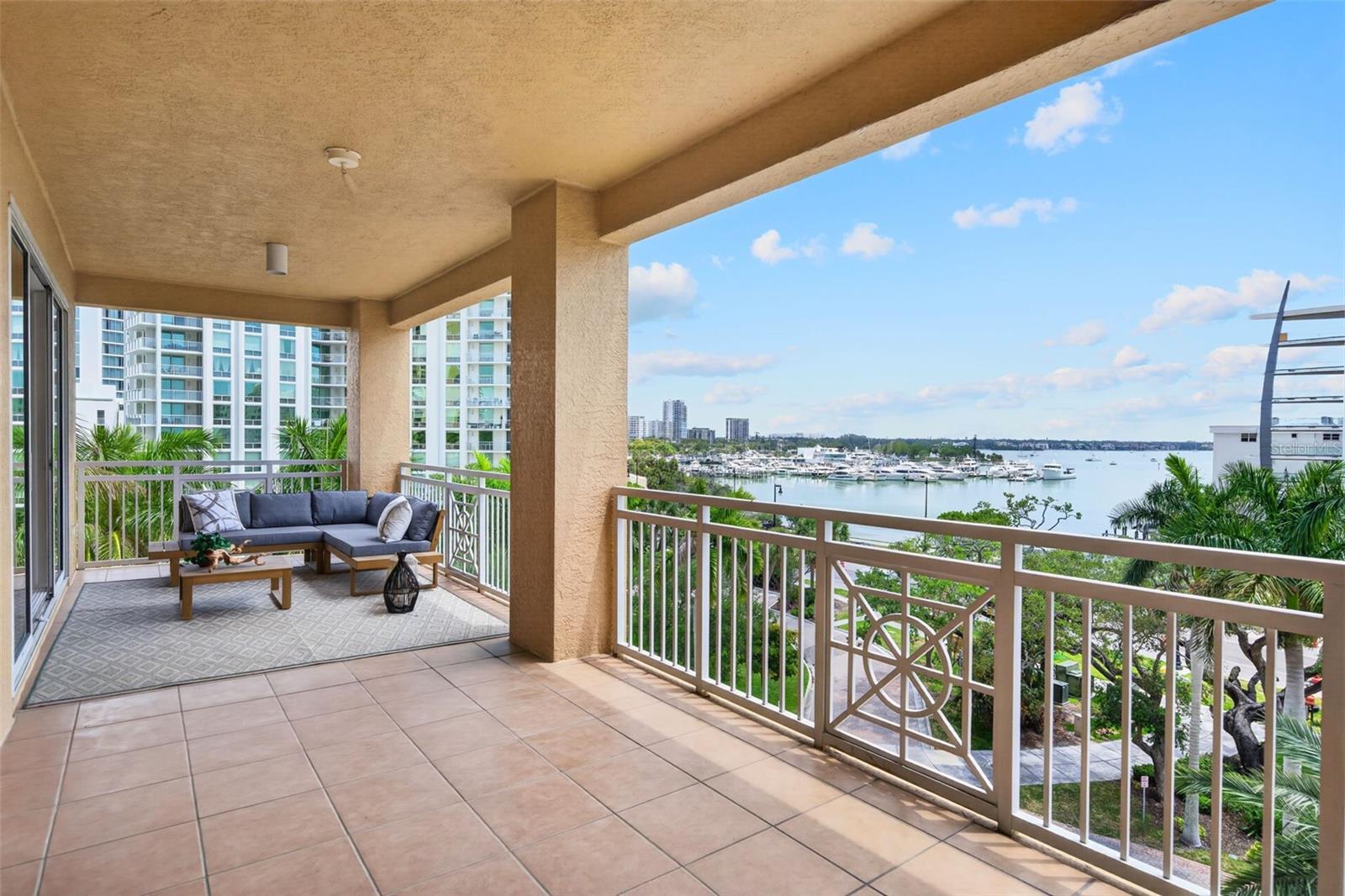 35 WATERGATE DR #502, SARASOTA, FL, 34236
