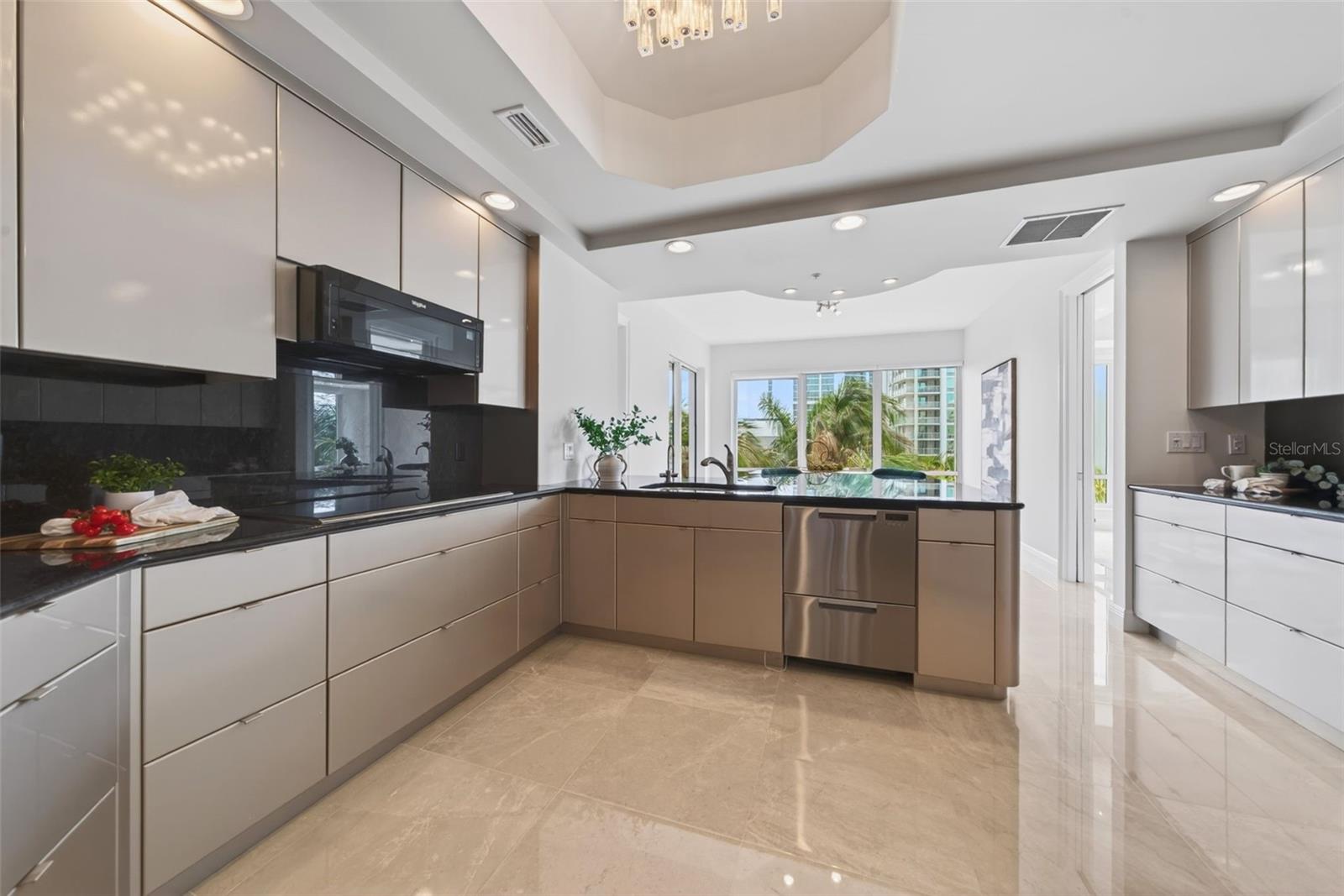 35 WATERGATE DR #502, SARASOTA, FL, 34236