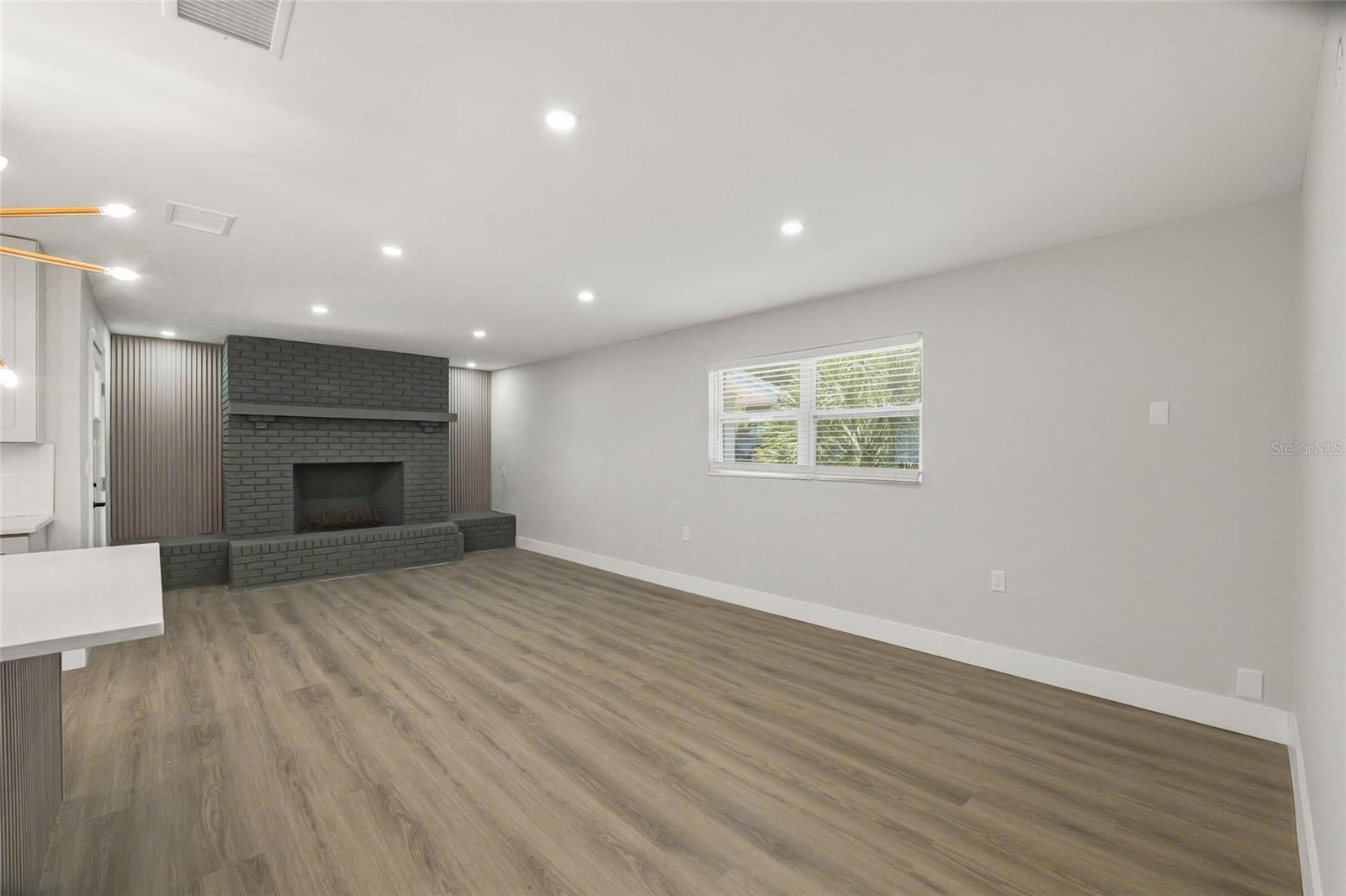 2952 WEBLEY DR, LARGO, FL, 33771