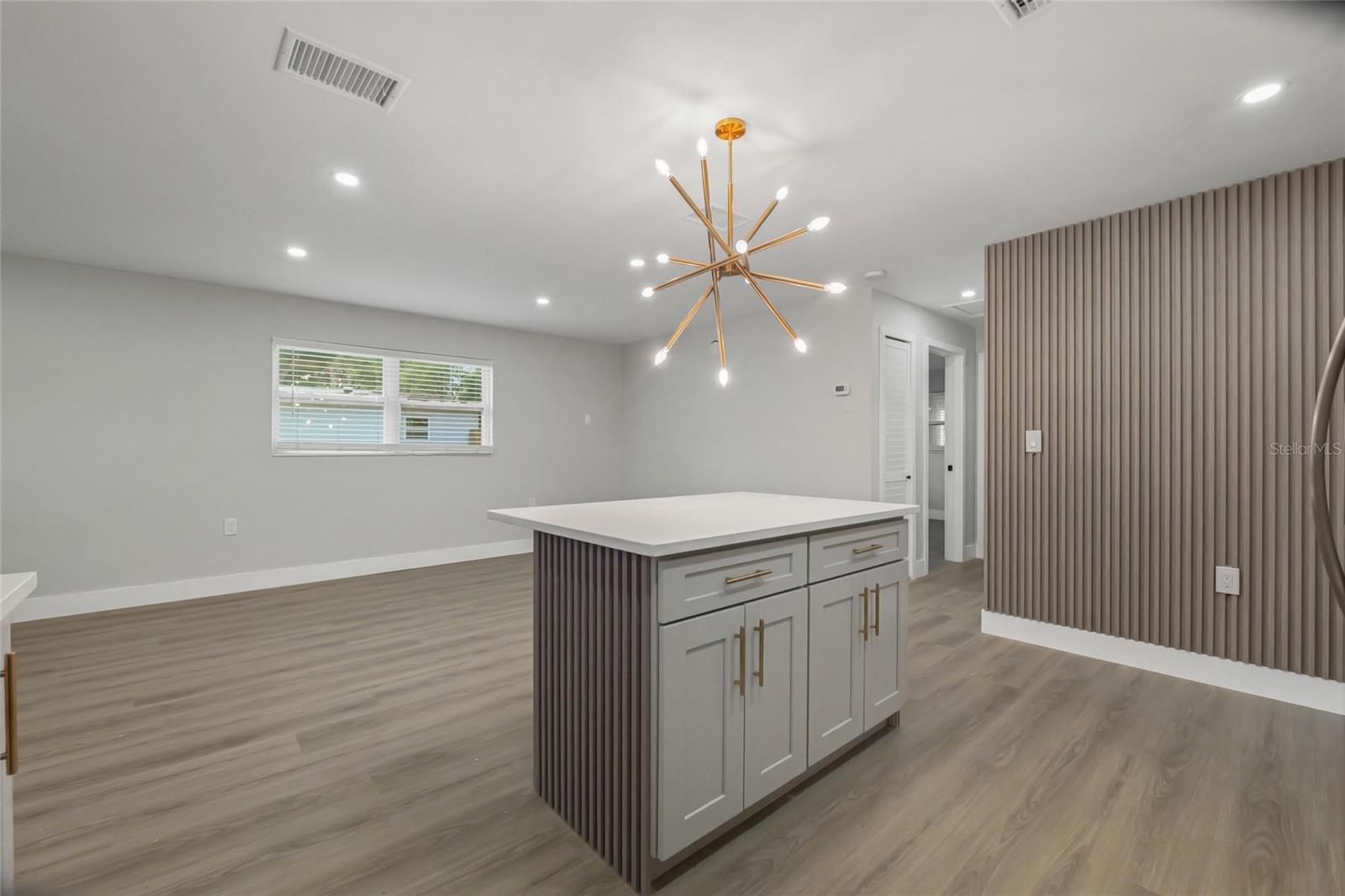 2952 WEBLEY DR, LARGO, FL, 33771