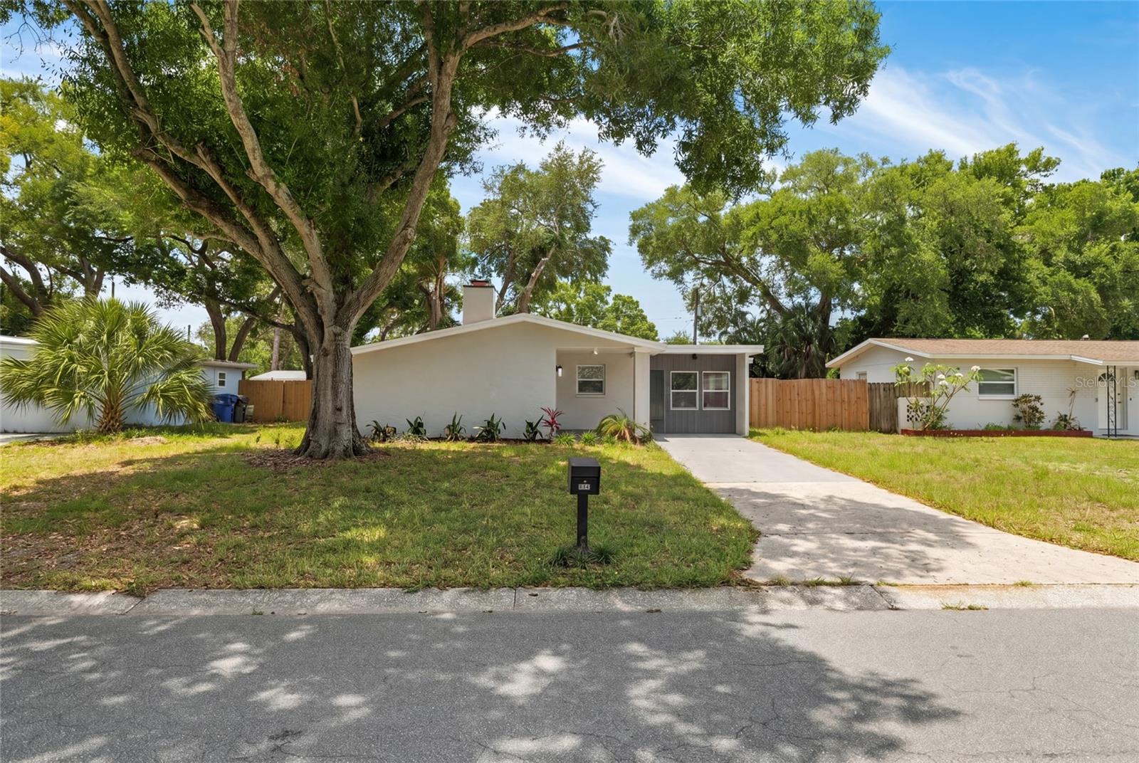 2952 WEBLEY DR, LARGO, FL, 33771