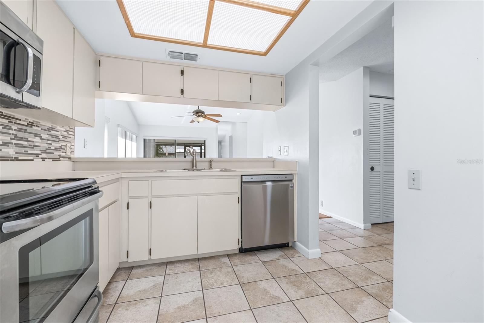 709 OAK PARK PL, BRANDON, FL, 33511