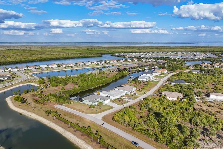 15811 VISCOUNT CIR, PORT CHARLOTTE, FL, 33981
