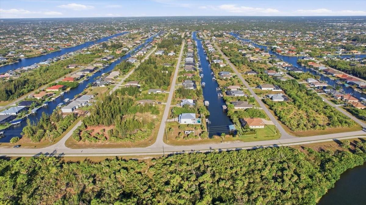 15408 MELPORT CIR, PORT CHARLOTTE, FL, 33981