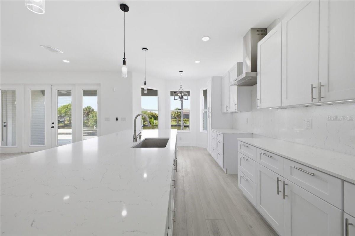15408 MELPORT CIR, PORT CHARLOTTE, FL, 33981