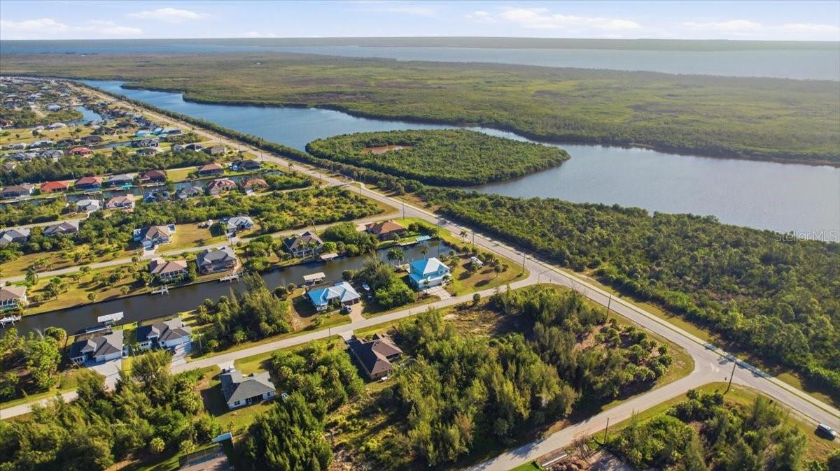 15408 MELPORT CIR, PORT CHARLOTTE, FL, 33981