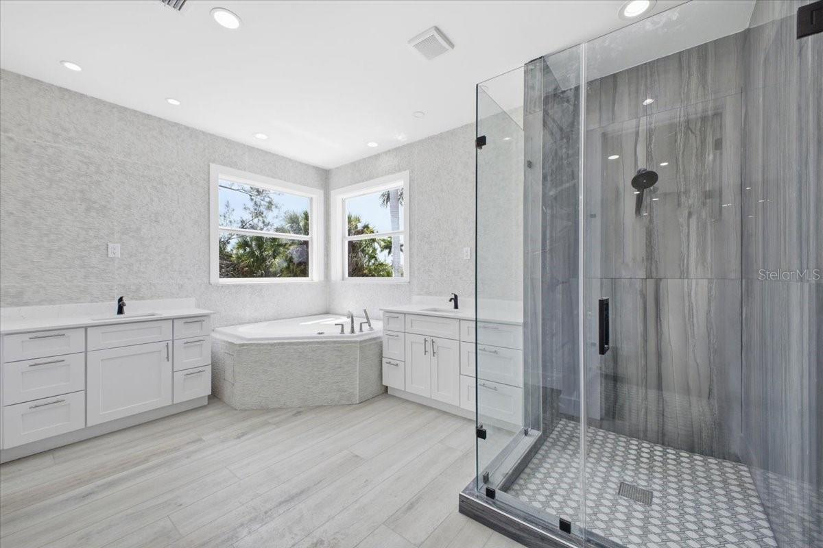 15408 MELPORT CIR, PORT CHARLOTTE, FL, 33981