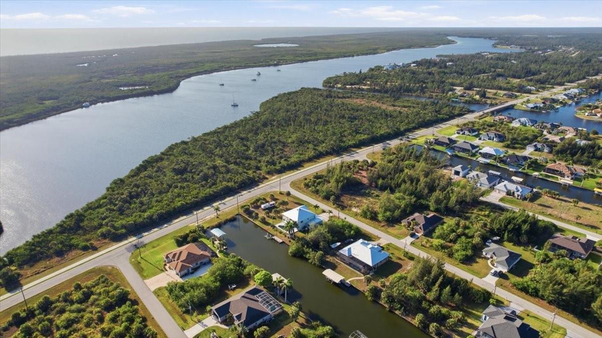 15408 MELPORT CIR, PORT CHARLOTTE, FL, 33981