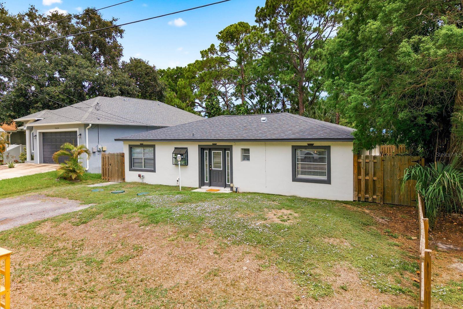 7327 WINCHESTER DR, TAMPA, FL, 33615