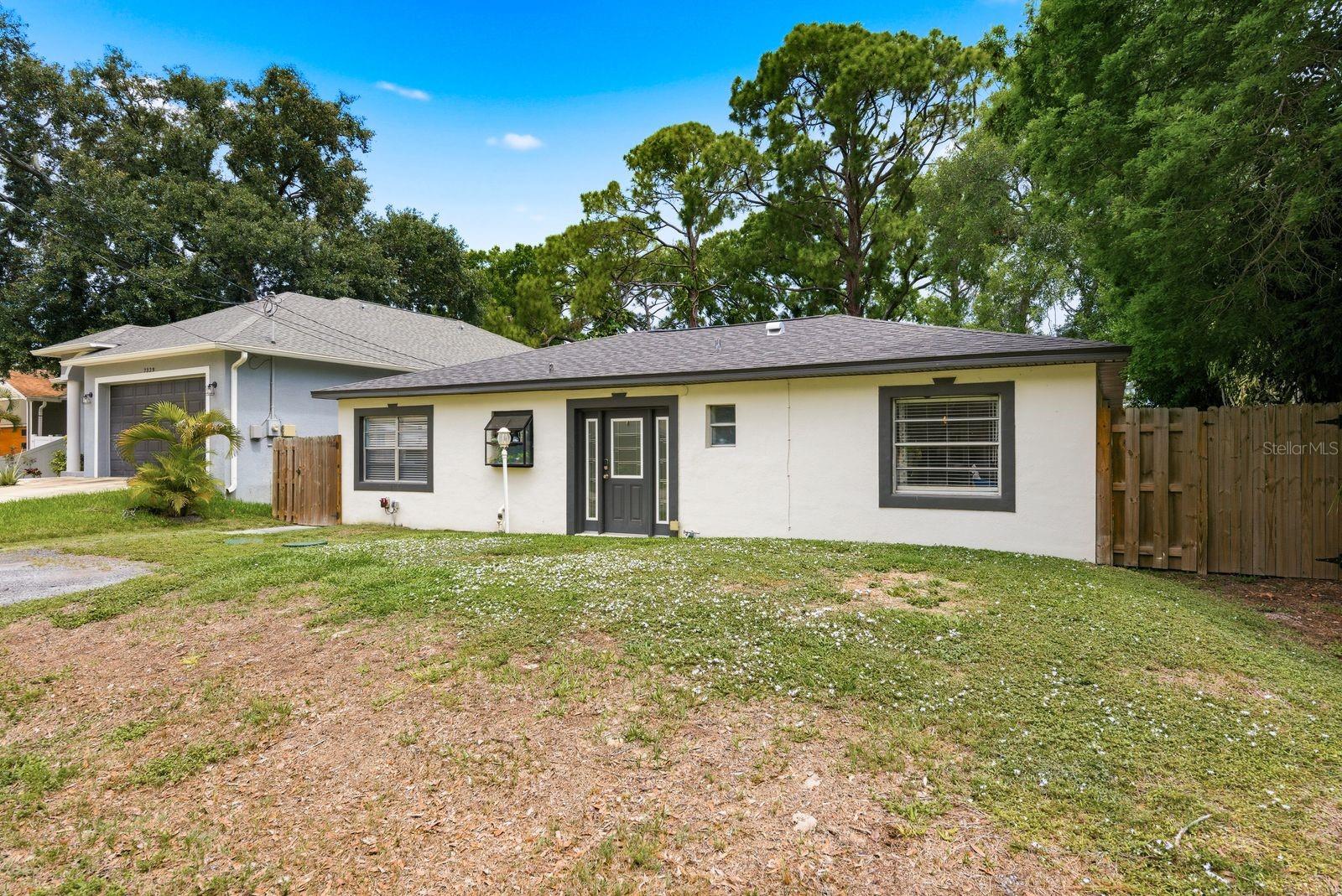 7327 WINCHESTER DR, TAMPA, FL, 33615