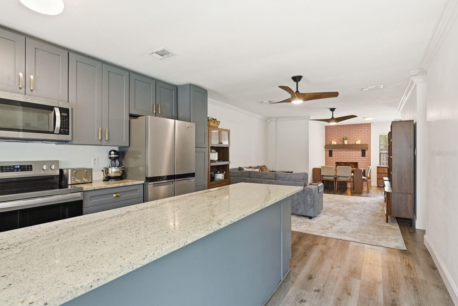 7327 WINCHESTER DR, TAMPA, FL, 33615
