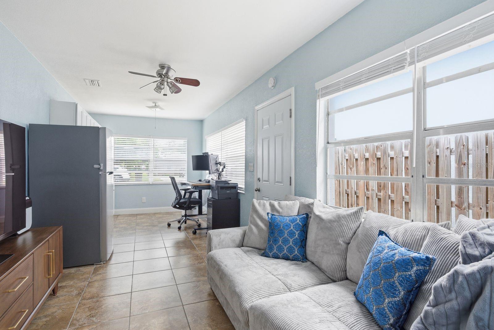 7327 WINCHESTER DR, TAMPA, FL, 33615