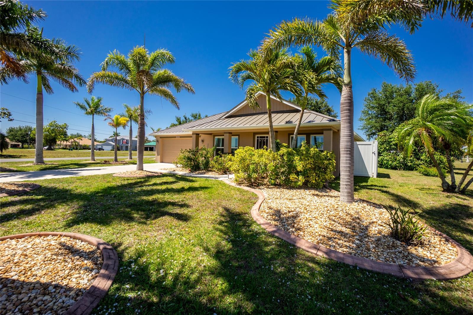 17200 NILE CT, PUNTA GORDA, FL, 33955