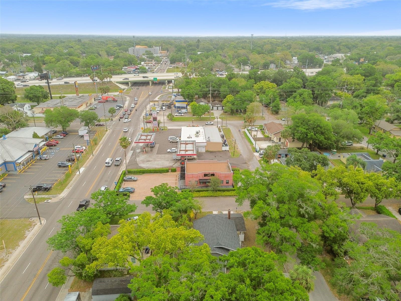 6810 N NAVIN AVE, TAMPA, FL, 33604