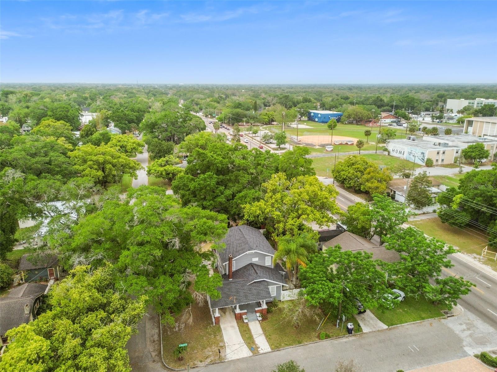 6810 N NAVIN AVE, TAMPA, FL, 33604