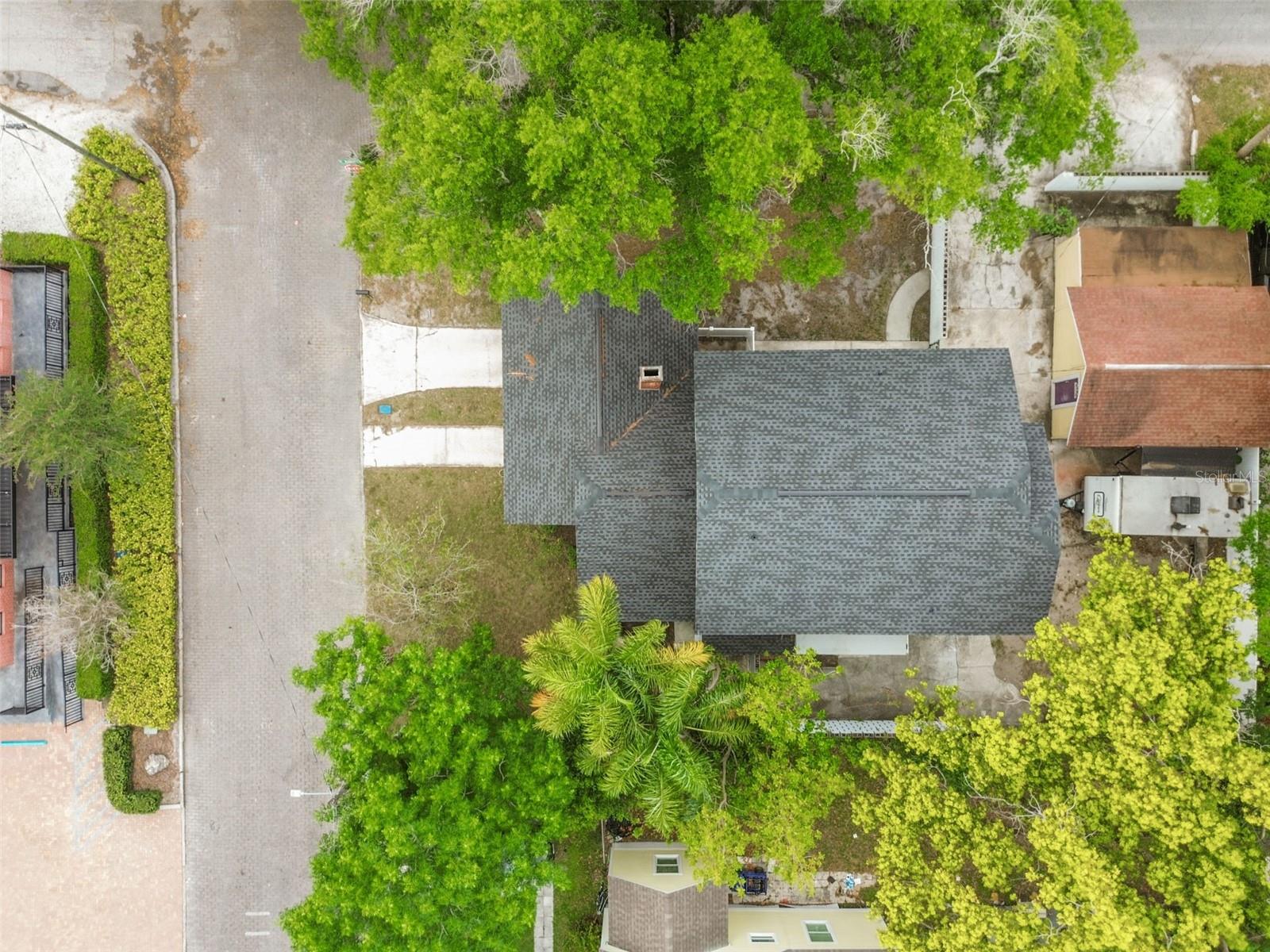 6810 N NAVIN AVE, TAMPA, FL, 33604