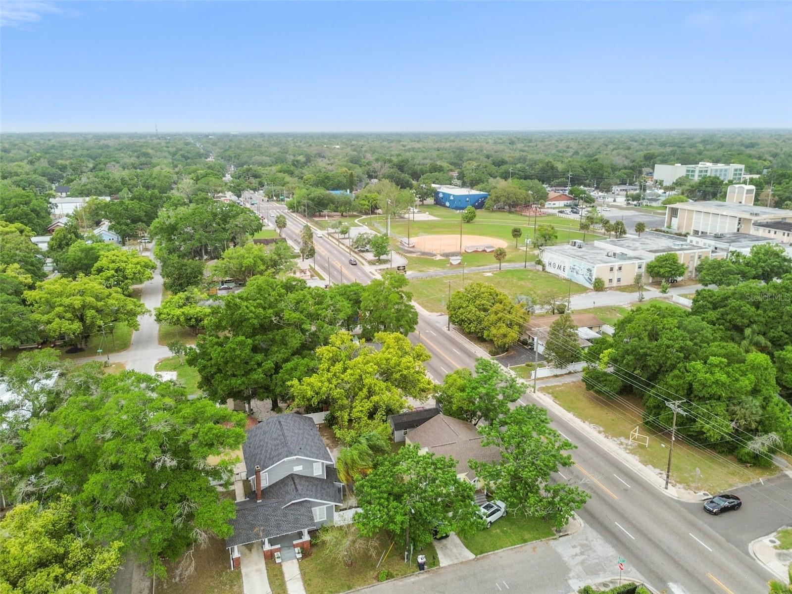 6810 N NAVIN AVE, TAMPA, FL, 33604