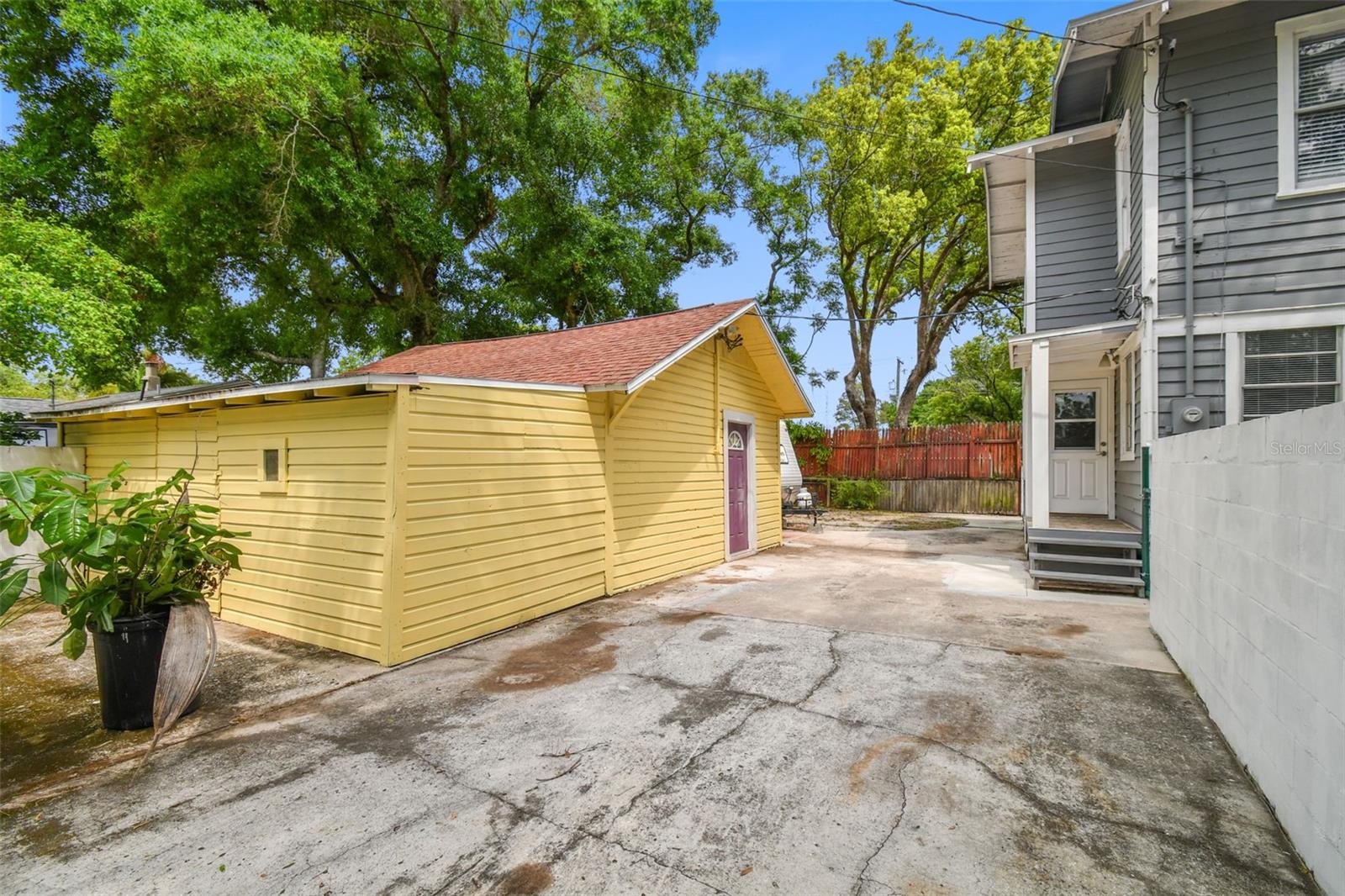 6810 N NAVIN AVE, TAMPA, FL, 33604