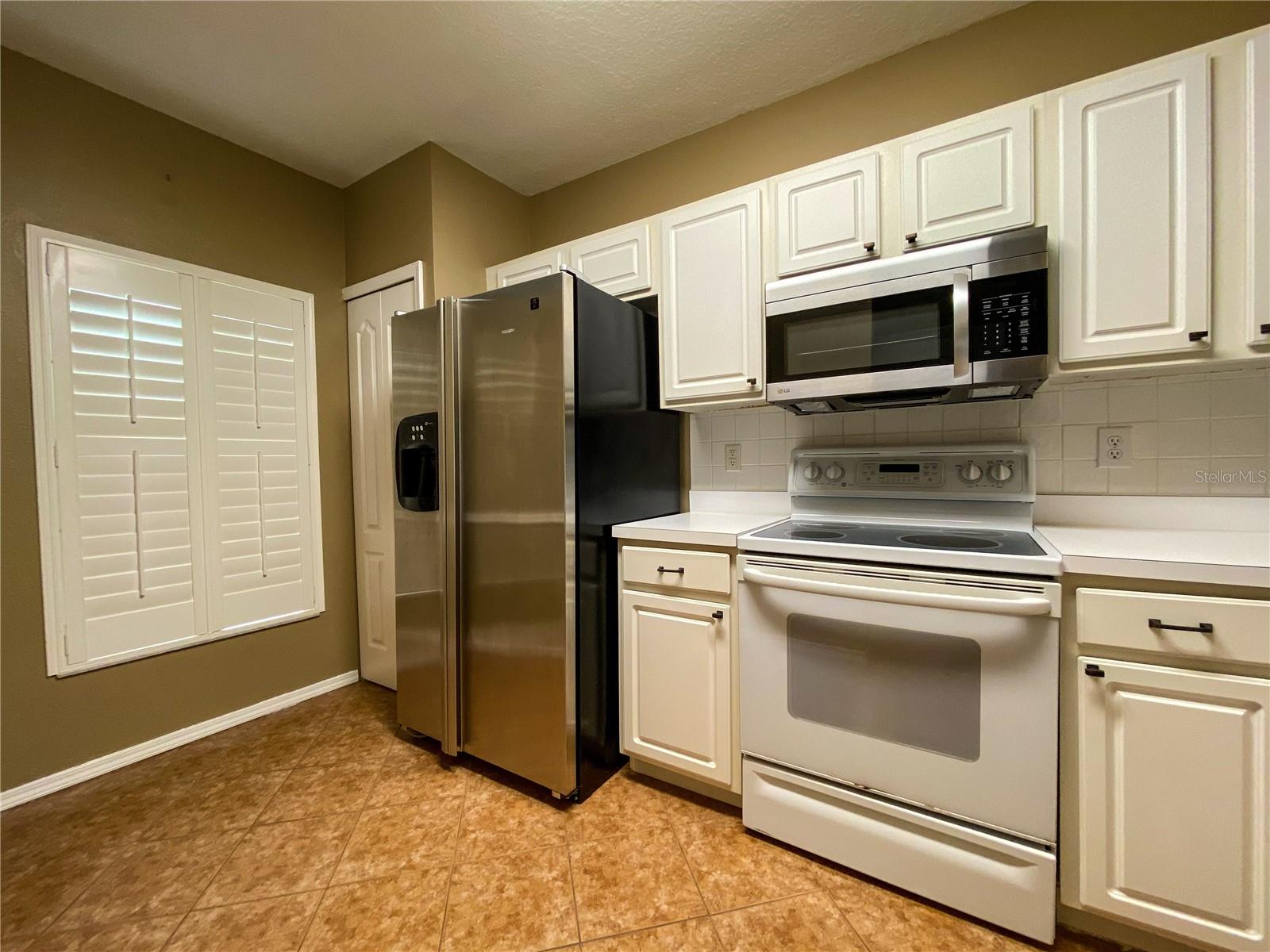 30305 LACLEDES LN, WESLEY CHAPEL, FL, 33543