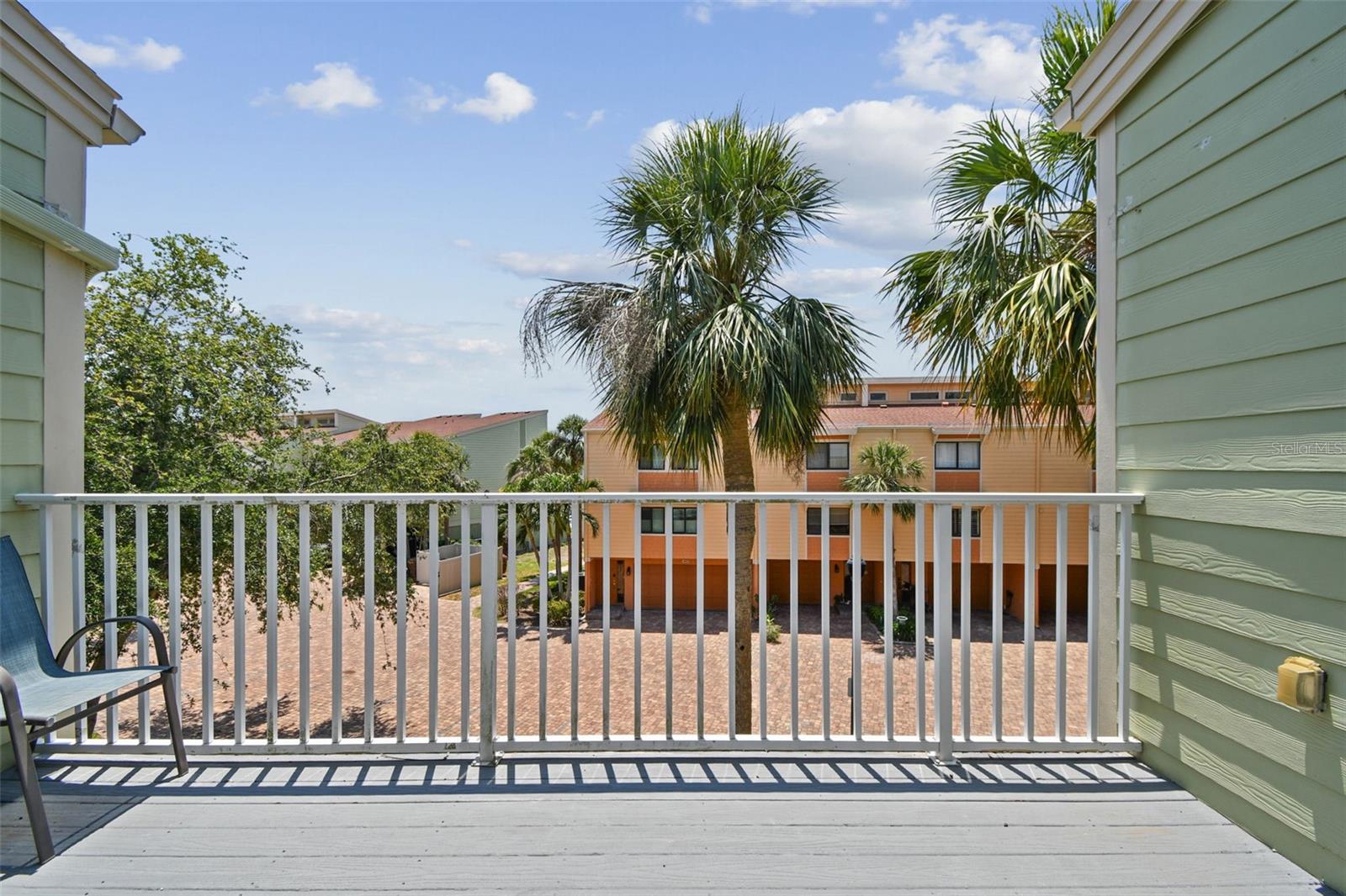 511 SANDY HOOK RD, TREASURE ISLAND, FL, 33706