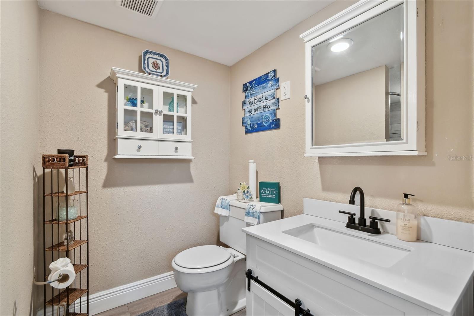 511 SANDY HOOK RD, TREASURE ISLAND, FL, 33706