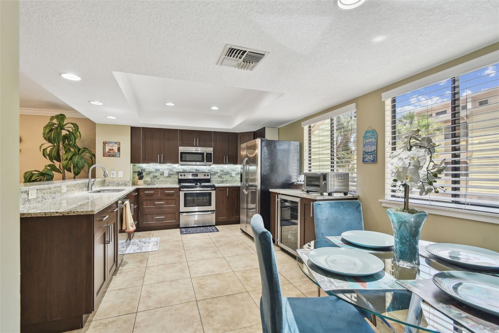 511 SANDY HOOK RD, TREASURE ISLAND, FL, 33706