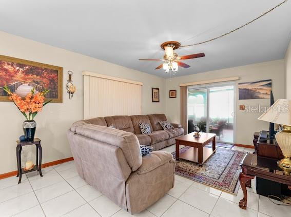 7806 N GOMEZ AVE, TAMPA, FL, 33614