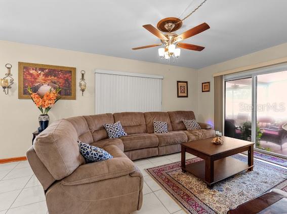 7806 N GOMEZ AVE, TAMPA, FL, 33614