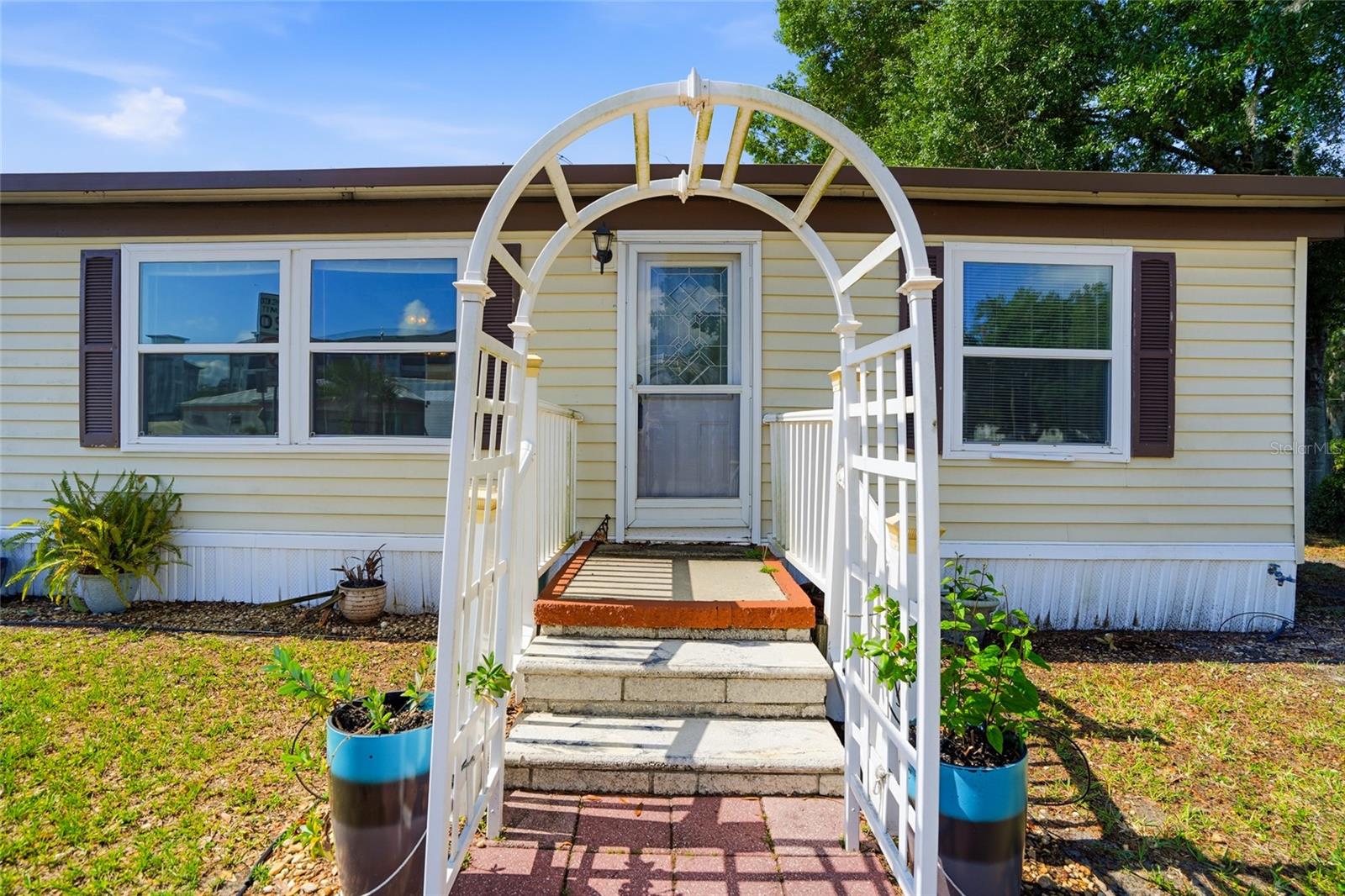 3933 SARAH DR, WESLEY CHAPEL, FL, 33543
