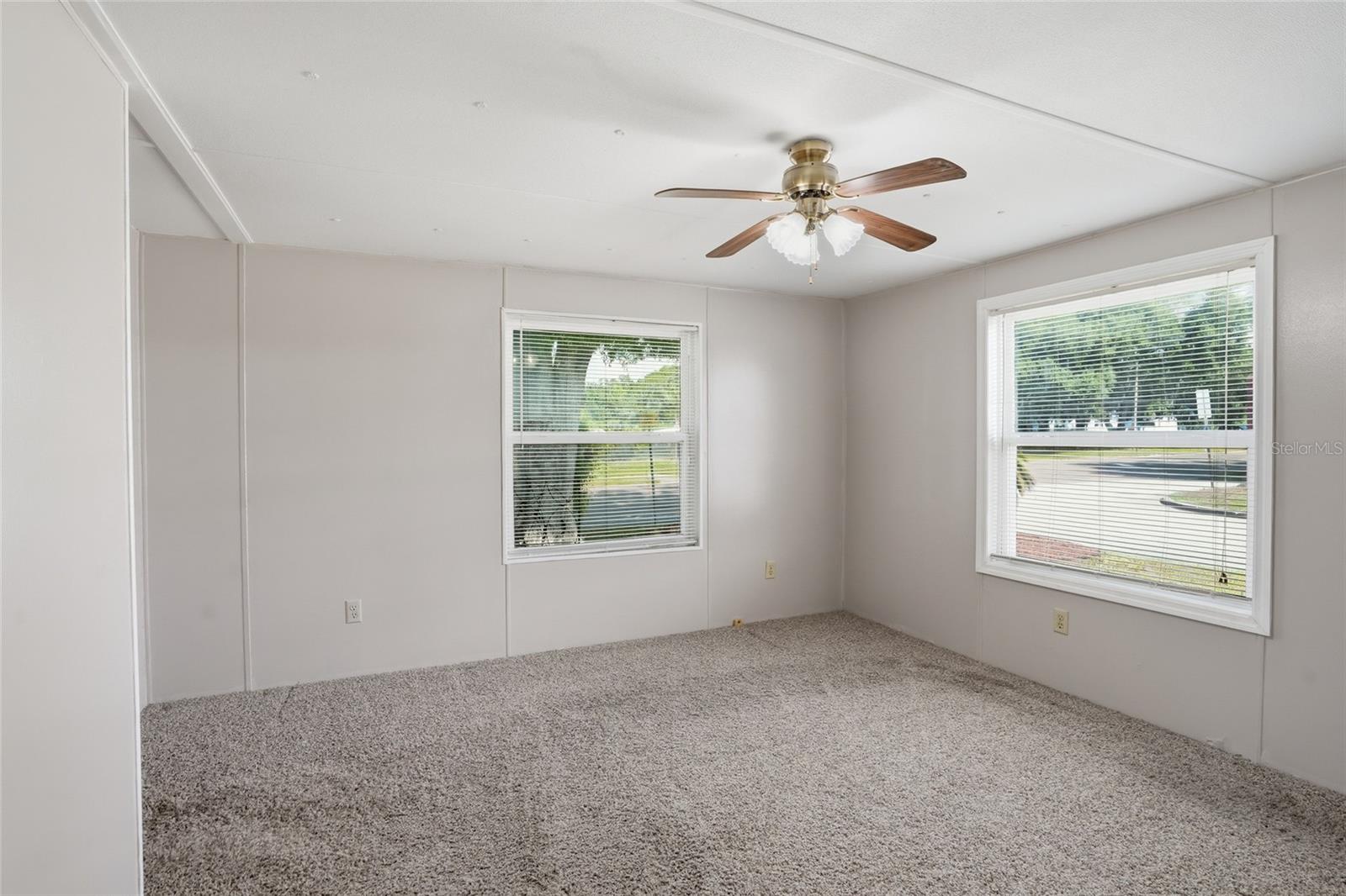 3933 SARAH DR, WESLEY CHAPEL, FL, 33543