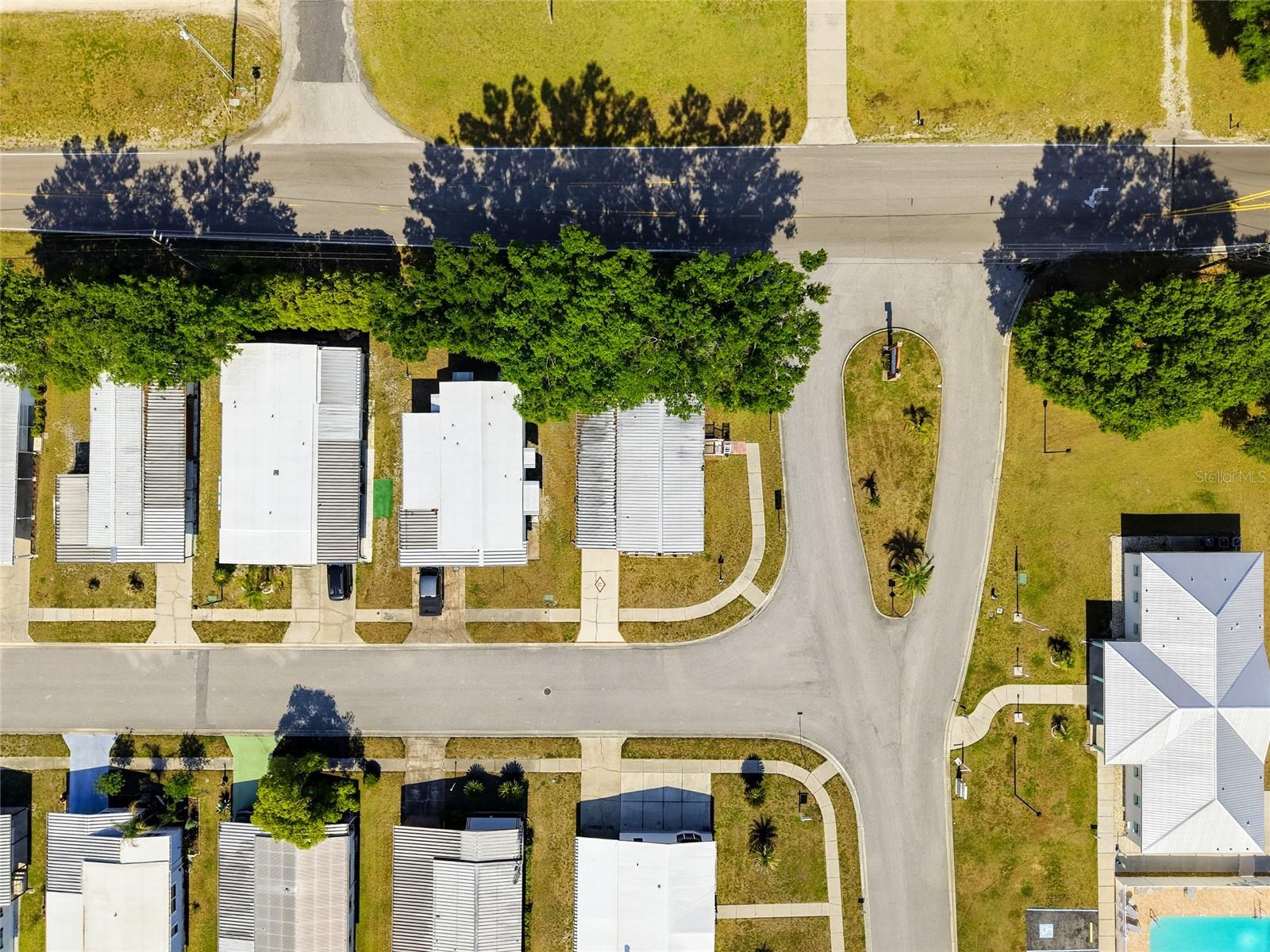 3933 SARAH DR, WESLEY CHAPEL, FL, 33543