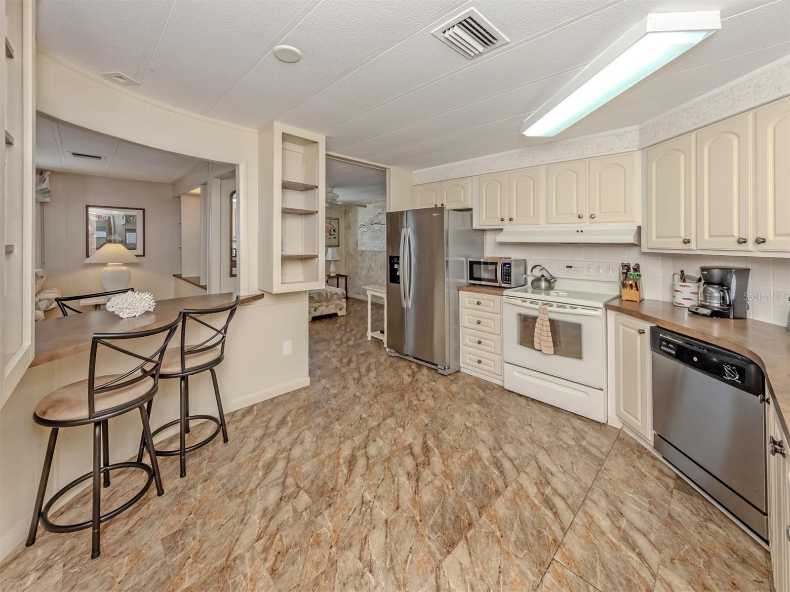 132 MARTINIQUE RD, NORTH PORT, FL, 34287