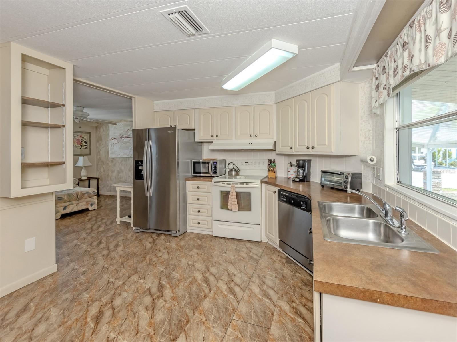 132 MARTINIQUE RD, NORTH PORT, FL, 34287