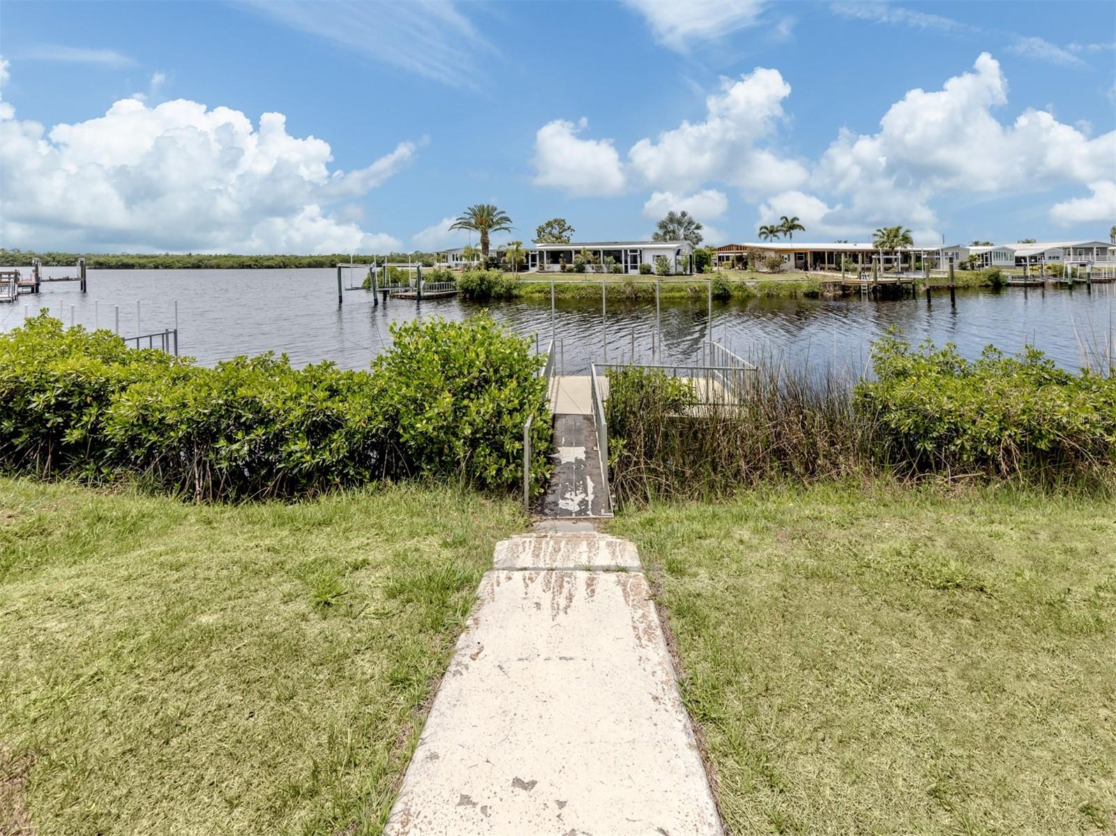 132 MARTINIQUE RD, NORTH PORT, FL, 34287