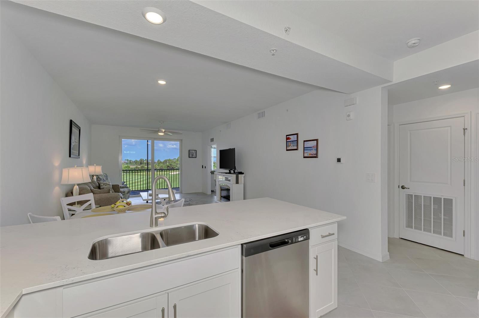 17625 OPAL SAND DR #304, VENICE, FL, 34293