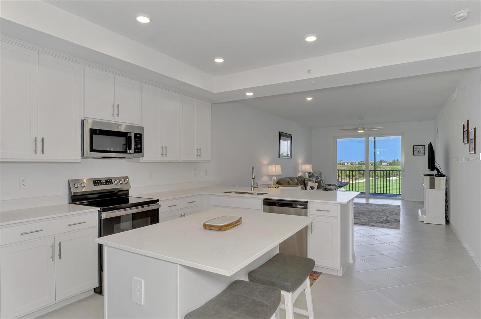 17625 OPAL SAND DR #304, VENICE, FL, 34293