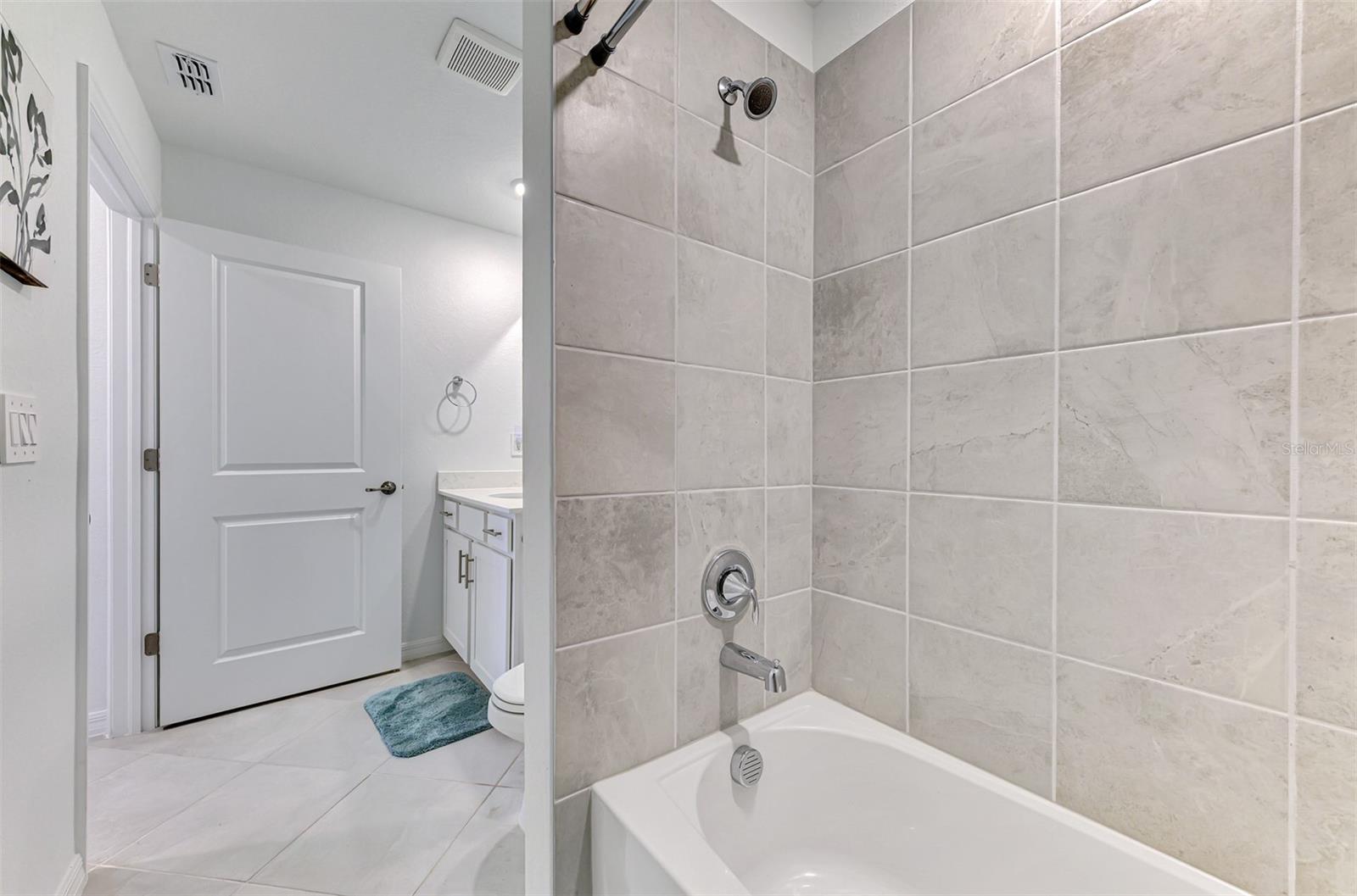 17625 OPAL SAND DR #304, VENICE, FL, 34293