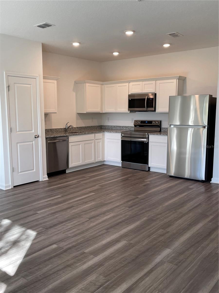 6163 DAERR RIDGE ST, ZEPHYRHILLS, FL, 33542