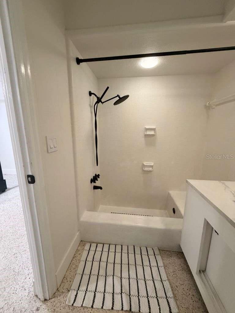 5004 MEDALIST RD, SARASOTA, FL, 34243