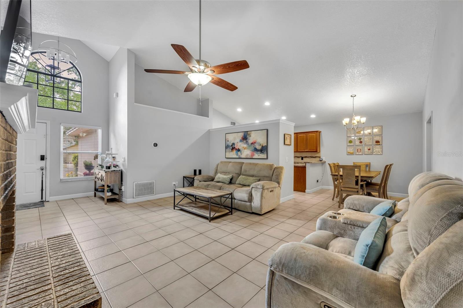1921 BLUE FOX CT, ORLANDO, FL, 32825