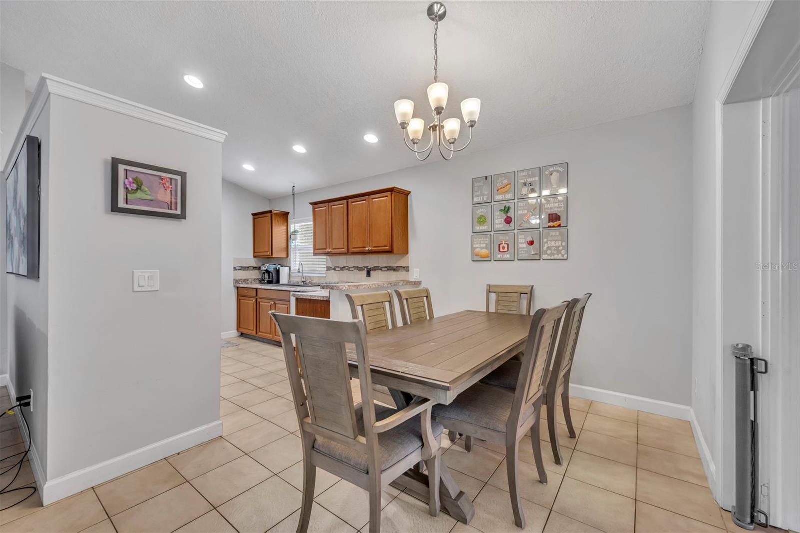 1921 BLUE FOX CT, ORLANDO, FL, 32825