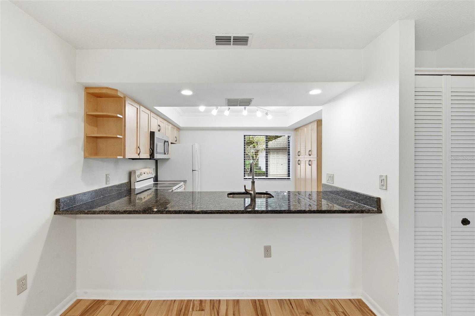 2733 COUNTRYSIDE BLVD #108, CLEARWATER, FL, 33761