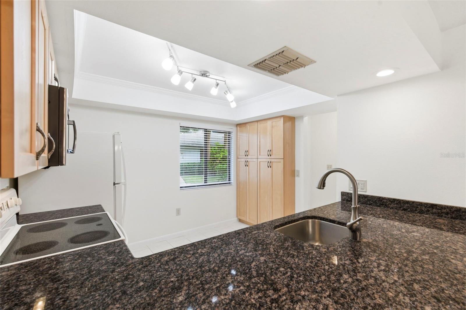 2733 COUNTRYSIDE BLVD #108, CLEARWATER, FL, 33761