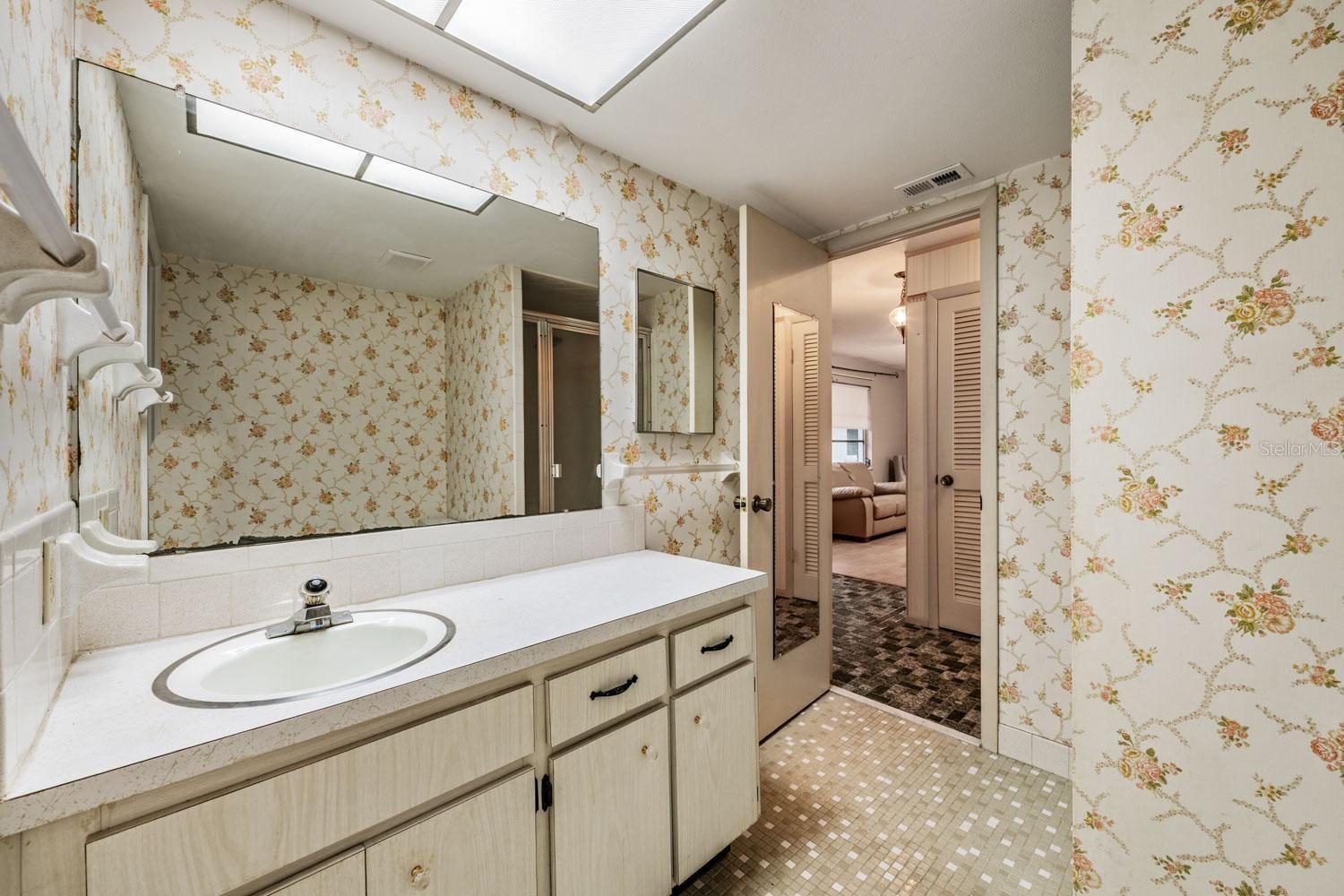 20 SHELL CIR, PALM HARBOR, FL, 34684